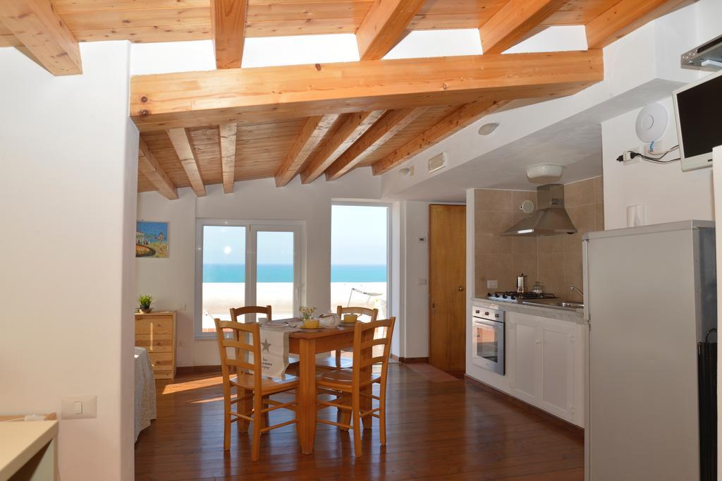 Marco Polo Casa Vacanze 폴리나 외부 사진