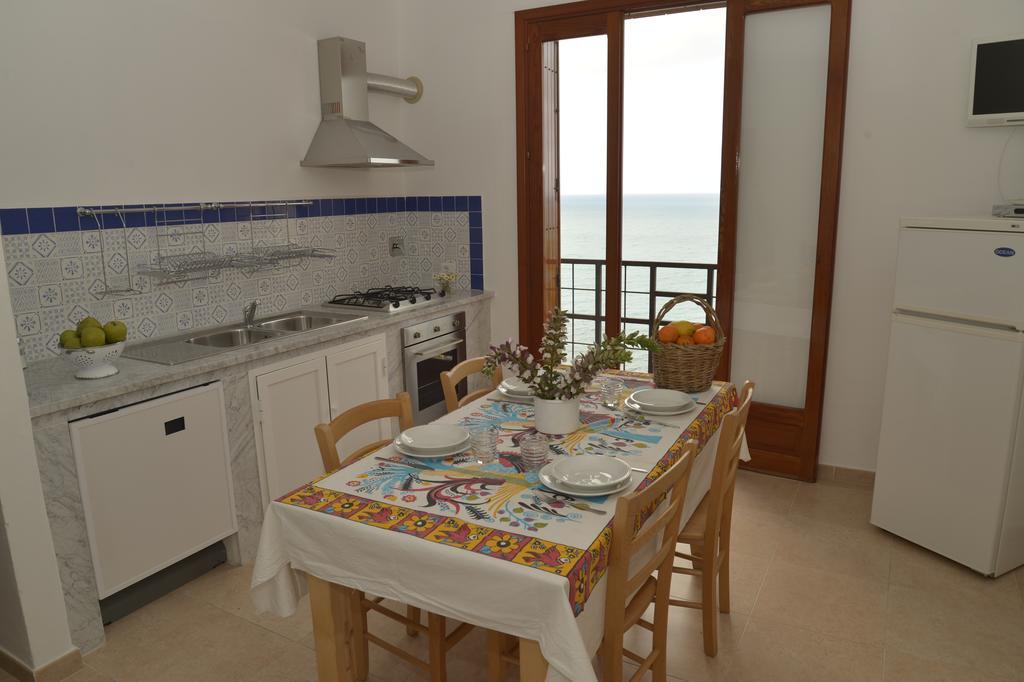 Marco Polo Casa Vacanze 폴리나 외부 사진